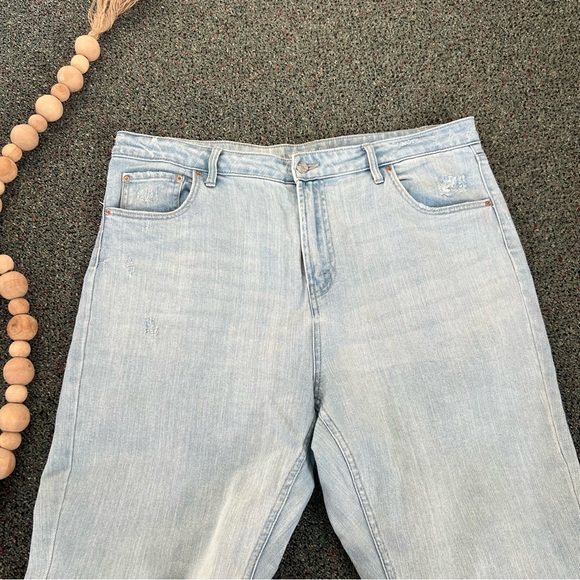 WILD FABLE Light Medium Wash Blue Straight Skinny Jeans Distressed Pants Sz 16 - Picture 5 of 16